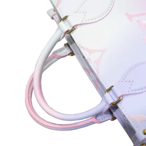 A2828496-9EFD-90A1-FD8E-FF52781B6EC1