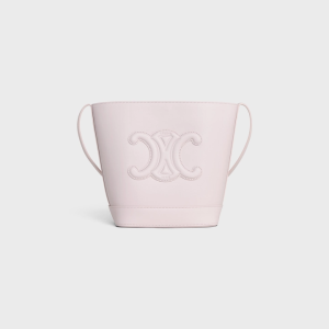 SMALL BUCKET CUIR TRIOMPHE IN SMOOTH CALFSKIN POUDR?