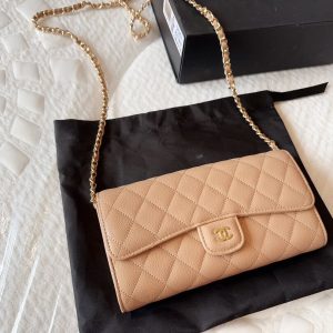 CHANEL WOC