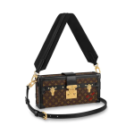 Petite Malle East West M46120